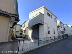 越谷市赤山町３丁目