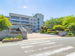 越谷市大字上間久里