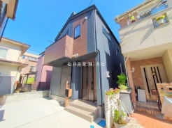 草加市氷川町