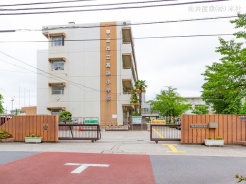 草加市手代１丁目