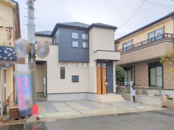 草加市小山２丁目