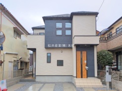 草加市小山２丁目