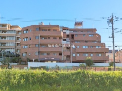 草加市谷塚仲町