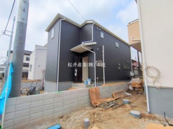 吉川市中曽根１丁目