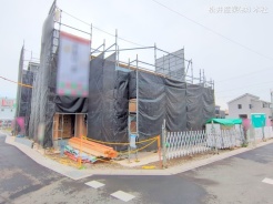 草加市苗塚町