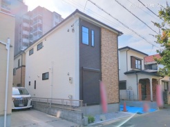 草加市旭町２丁目