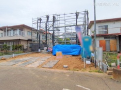越谷市弥栄町３丁目