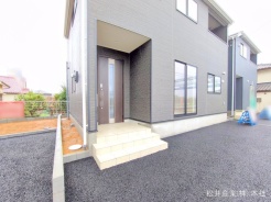 吉川市吉川２丁目