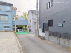 草加市青柳７丁目