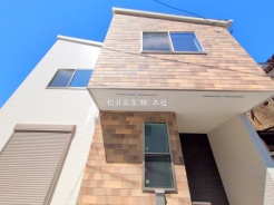 草加市北谷１丁目