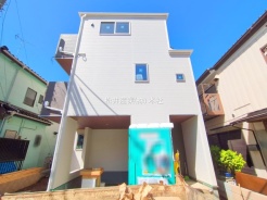 草加市谷塚町