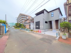 草加市小山１丁目