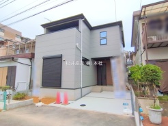 草加市小山１丁目