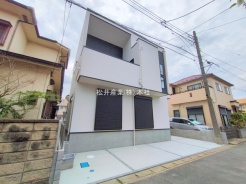 越谷市赤山町２丁目