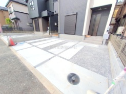 草加市青柳６丁目
