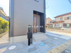 吉川市道庭２丁目