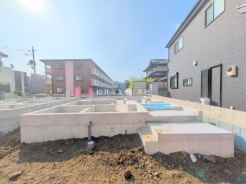越谷市東越谷１０丁目