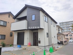 越谷市瓦曽根２丁目