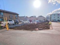 越谷市瓦曽根１丁目