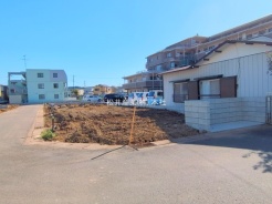 越谷市瓦曽根１丁目