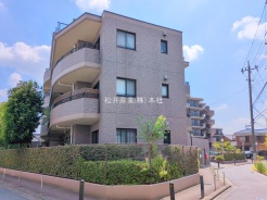 足立区伊興４丁目