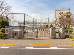 足立区東伊興４丁目