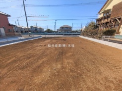 草加市新栄３丁目