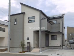 草加市新善町