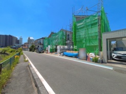 草加市手代１丁目