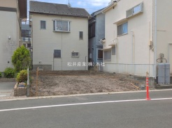草加市新善町