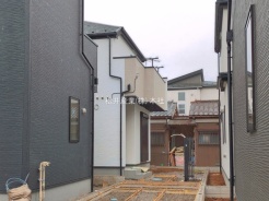 吉川市高久１丁目