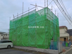 草加市新善町