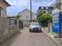 草加市新里町
