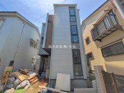 草加市吉町２丁目