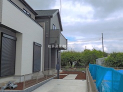 草加市新栄３丁目