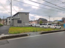草加市八幡町