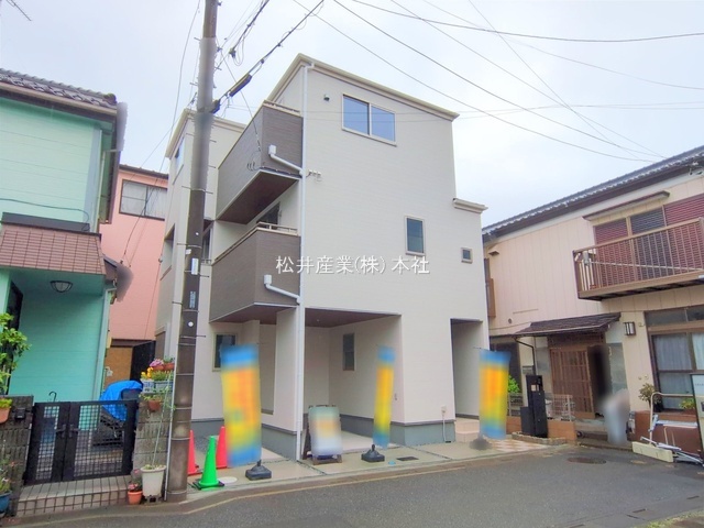 草加市谷塚町4期　1号棟