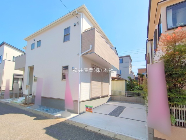 越谷市大沢　1号棟