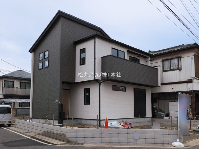 草加市稲荷12期2棟　2号棟