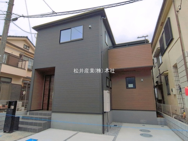 八潮市伊勢野4期　1号棟