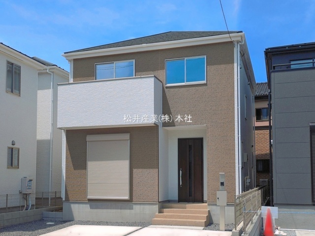 草加市両新田西町1期　1号棟