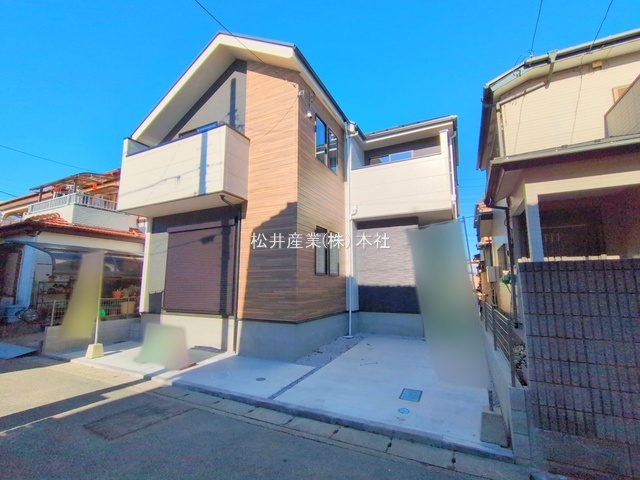 越谷市谷中町4期　1号棟