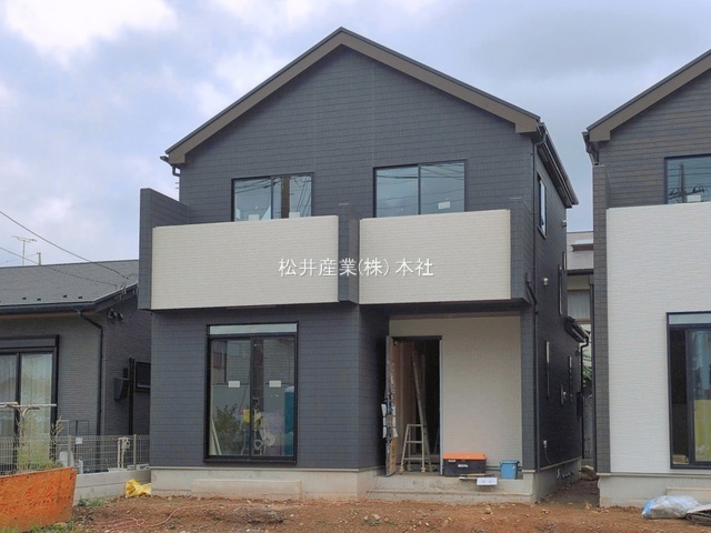 吉川市中曽根2丁目16番　A号棟