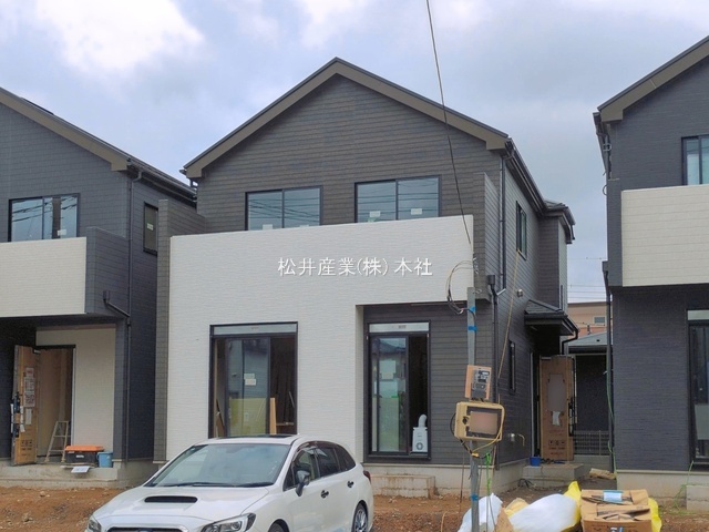 吉川市中曽根2丁目16番　B号棟