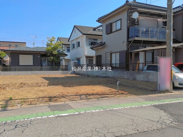 吉川市中曽根2丁目16番　C号棟
