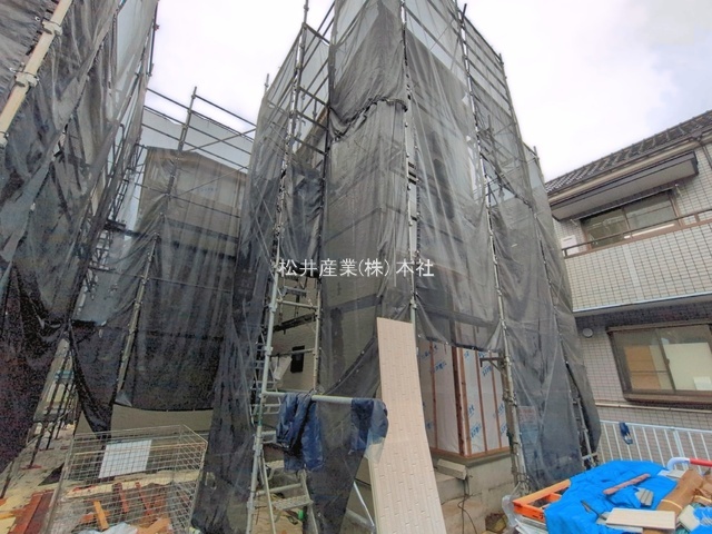 草加市西町932番　B号棟