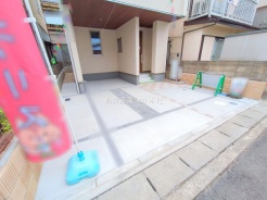 草加市小山2丁目