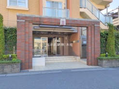 越谷市赤山町1丁目