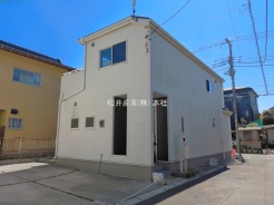 草加市青柳8丁目