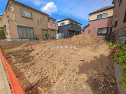 草加市長栄1丁目